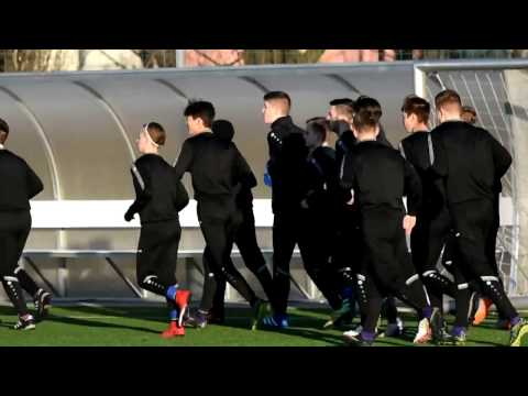 Vágó Gábor mesélt egy Mercedes-KLA növendék napjáról