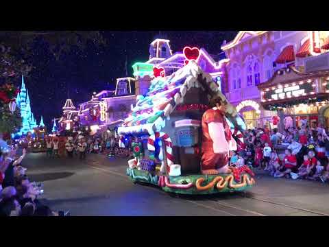 Mickey's Once Upon A Christmastime Parade - Mickey's Very Merry Christmas Party 2018