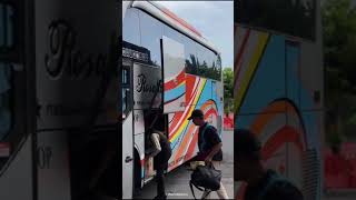 Download lagu story' wa bus Rosalia indah mp3