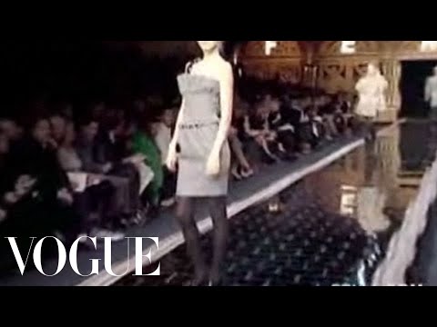 Fashion Show - Fendi: Fall 2006 Ready-to-Wear