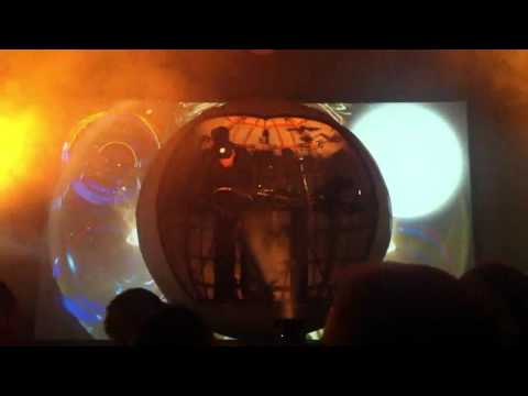 DJ Shadow @ Village Underground, London, 9 Sep 2011