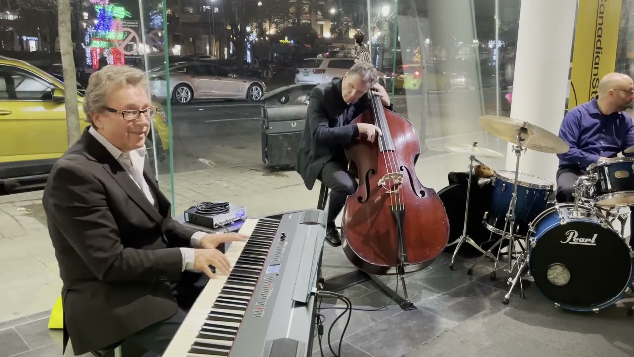 Promotional video thumbnail 11 for The Tavares Jazz Band