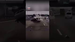 Trafikte Başka Aracı Sıkıştırmaya Çalışan Sürücü Bariyerlere Çarpıp Ka