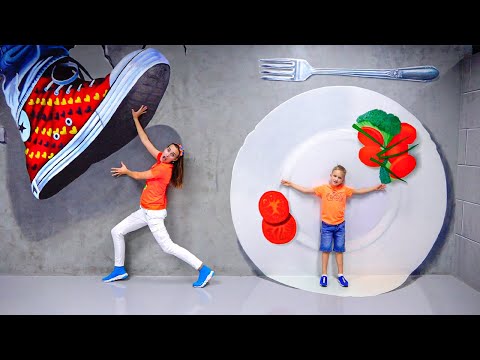 Vlad e mama brincar no Museu das crianças em Dubai