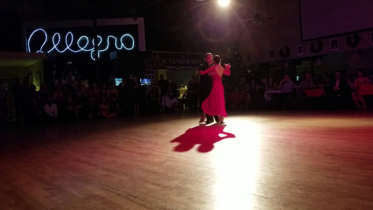Natalia Hills and Alejandro Aquino performance at Nora's milonga on December 8, 2018 (3 of 4)