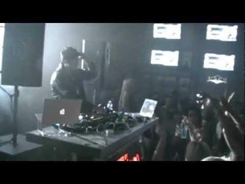 Alex Mind ft. Metzo - The Mentalist - Surfer Rosa Records