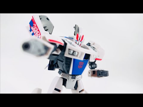 Transformers Age of the Primes Deluxe Class SMOKESCREEN (Prime Universe) Video Review