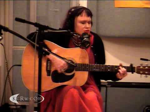Exene Cervenka performing "Alone In Arizona" on KCRW