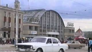 preview picture of video 'Urban Market Sennoi sq. - Saratov 1994'