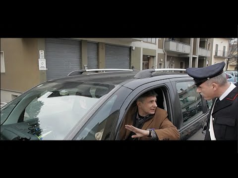 Barzelletta Il carabiniere giocherellone - Paci