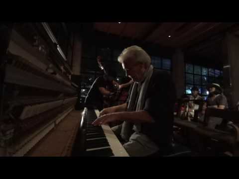 FRANCOIS LINDEMANN TRIO - Free Improvisation