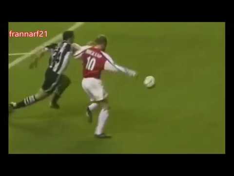 EL MEJOR GOL DE DENNIS BERGKAMP, INCREIBLE GOL, ESPECTACULAR GOL, EL MEJOR GOL EN LA HISTORIA DE LA