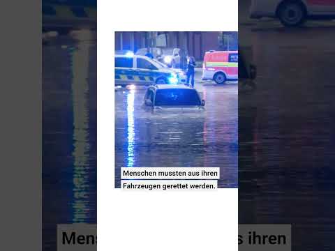 Video Thumbnail: NRW: Autos versinken in Unterführungen
