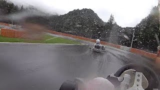preview picture of video '2014.06.08 レンタルカート耐久レースRound2_Start～@ラー飯能/Go kart race wet in the rain'