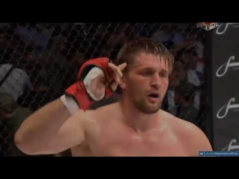 Русский ЗВЕРЮГА сломал ОГРОМНОГО качка бразильца!!!!Vitaly Minakov vs Geronimo Dos Santos