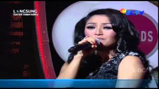Download lagu SITI BADRIAH [Bara Bere] Live At Infotaiment Awards 2014 (29-01-2014) Courtesy SCTV mp3