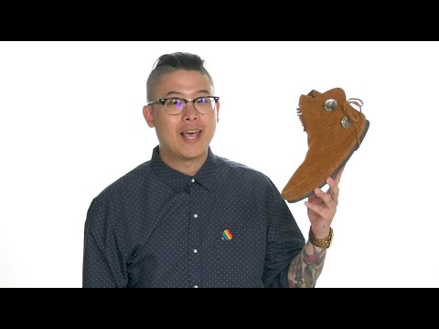 Minnetonka Two-Button Boot SKU: 9426536