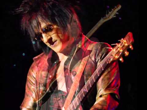 Steve Stevens 1956vs. Roine Stolt 1959