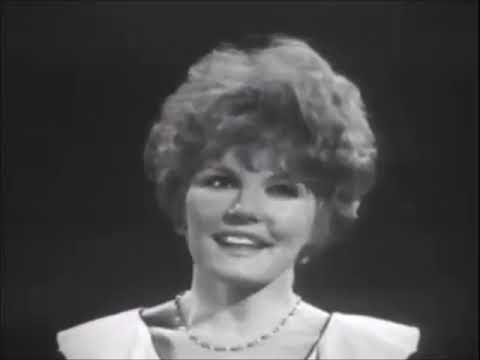 SHINDIG "Groovy Gals" PETULA CLARK "Downtown" (1964)