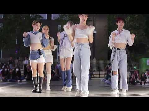 【4K 60FPS 】SAISON cover fromis_9 @ Siam square walking street [2min X siam] | 230430