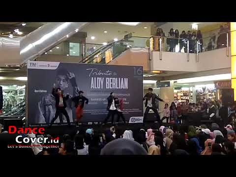 Saviour Dance Cover SHINee at Tribute to Aldy Berlian 160918 Mangga Dua Square