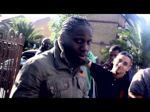 GreezieTv - Mobbz & Chaos -  Halloween In Golbourne @Chaos_TheBoss @Mobbz_LBG