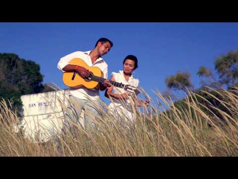 Por Eso Te Canto - La Hungara