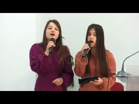Bate clopot în noapte | Clara și Naomi Apachiței | Biserica Călinești Ph