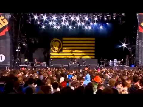Rise Against - Help Is On The Way (Live At Reading & Leeds Festival 2011)