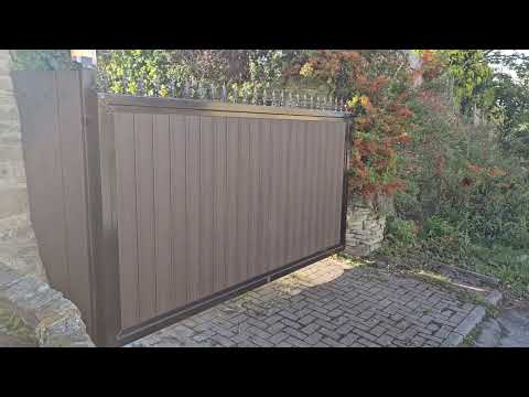 Swing gate with underground opener