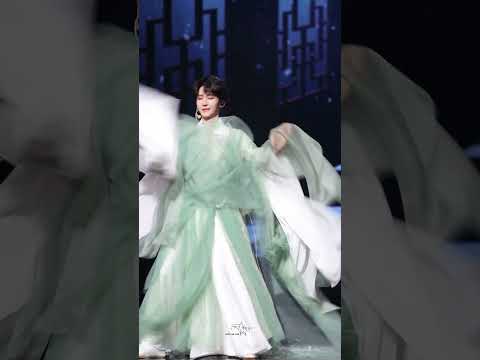 230819 Random Dance Focus