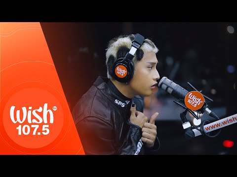 FELIP performs "ROCKSTA" LIVE on Wish 107.5 Bus