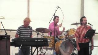 preview picture of video 'Swing Train Band at the Ararat Jailhouse Rock Festival 2011'