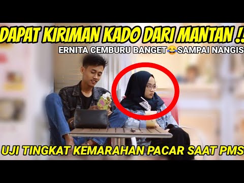 prank-pacar-dapat-kado-spesial-dari-mantan-pacar-ngambek-sampai-baper