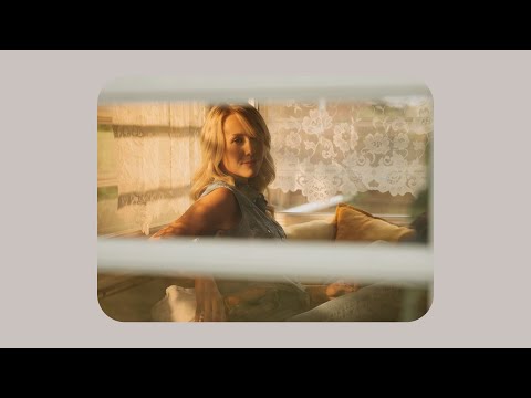 Dayna Reid - She's Me (Official Audio)