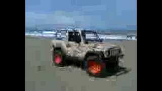preview picture of video 'offroad pantai'