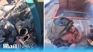 Download lagu Knife fight: Ukrainian soldier & his Russian killer pay their respects to each other during battle mp3