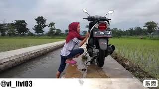 Download lagu VIRAL...!!! Story wa keren.... Bagaikan langit di sore hari mp3