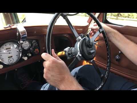 1936 Riley Kestrel 12/4 1½ Litre Sports Saloon - through the gears - 02