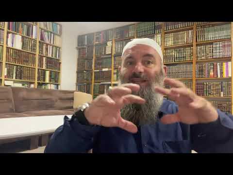 Videoja në Varreza - Gruaja me shami që kërkonte të bëhet Sehire - Hoxhë Bekir Halimi