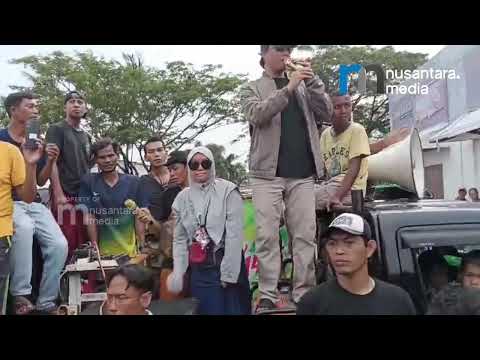 WARGA DATANGI KANTOR DEVELOPER PERUM VILLA KENCANA CIKARANG