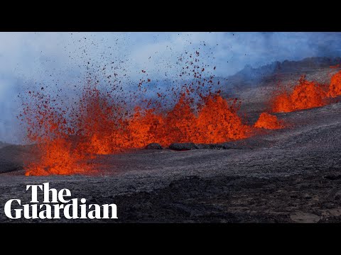 Mauna Loa: World’s largest active volcano erupts for first time in 38 years