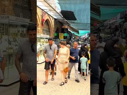 Izmir Kemeraltı bazaar #turkey2023 #izmir #walkingtour (Click the link below for the full video👇👇)