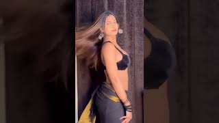 Model Film  | Insta Girl | Bikini Girl | Beautiful   | JANAVI PARI?   #shorts #tiktok #reels  #viral