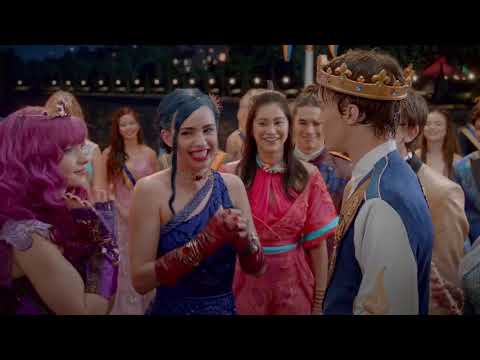 Descendants 2 memorable moments clip 33