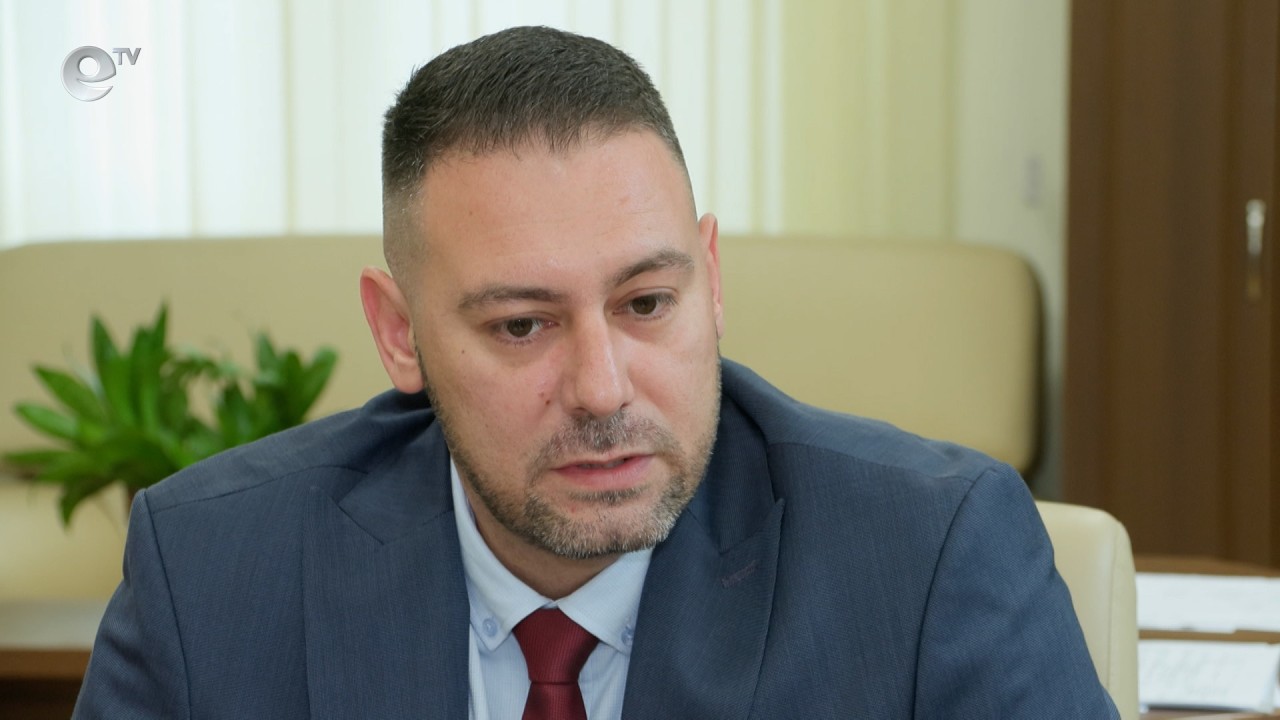 Комисия, свикана от областния управител на Хасково, настоява за ремонт на общински пътища