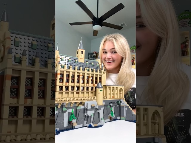 Vídeo relacionado con LEGO Harry Potter Castillo de Hogwarts: Torre Central - Castillo de Juguete con Cuarto de Llaves Voladoras y Ajedrez Mágico - 12 Minifiguras - Regalo para Niñas y Niños de 10+ Años 76454