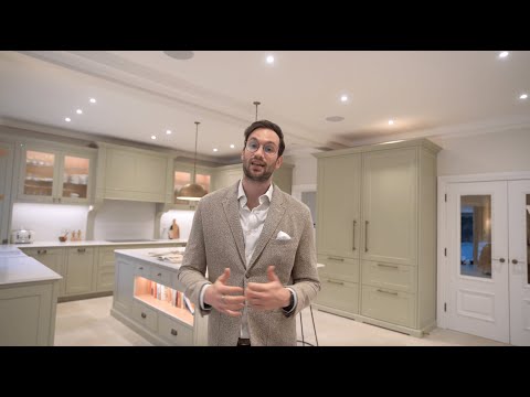 Luxury Traditional Kitchen Tour | London