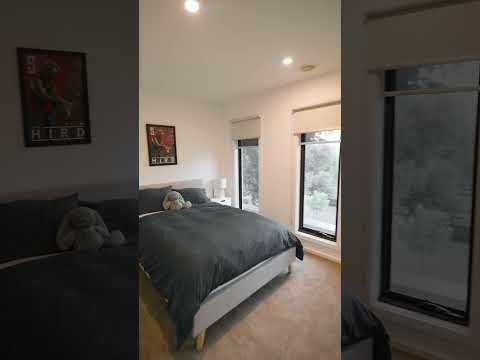 1/27 Binbrook Drive, Croydon, VIC 3136, 4房, 2浴, Townhouse
