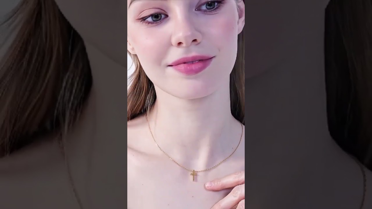 Simply elegant 18k gold cross necklace for women. 🖇️ www.amazon.com/milreason #jewelry #gold